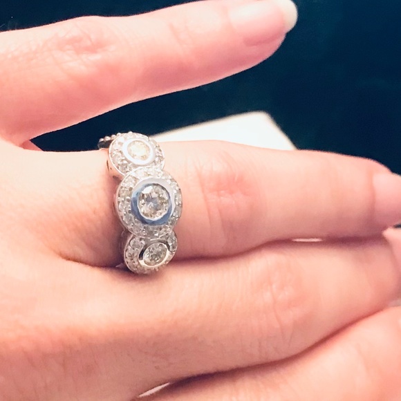 14K White Gold  1.80 ctw Genuine Diamond Three Stone Ring - Picture 10 of 13